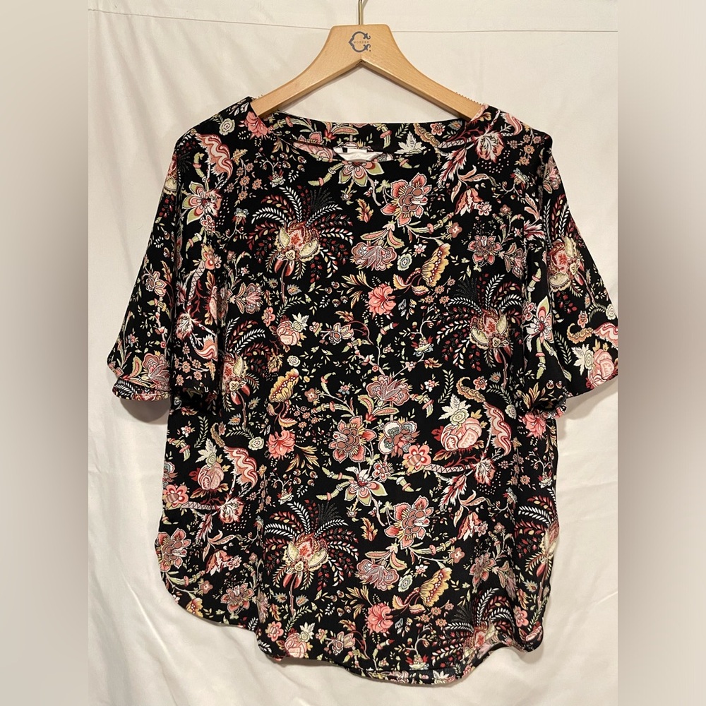 H and M black floral blouse size 6